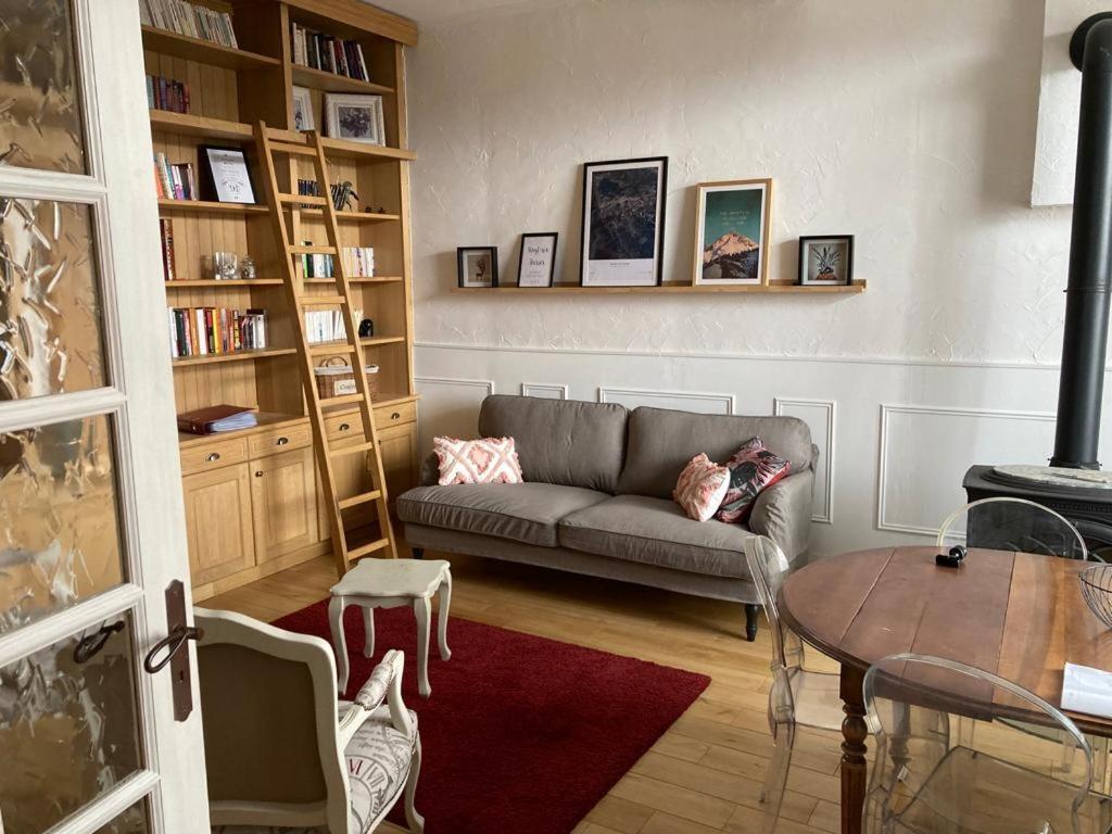Belle Maison De Famille Villa Usson-en-Forez Екстериор снимка